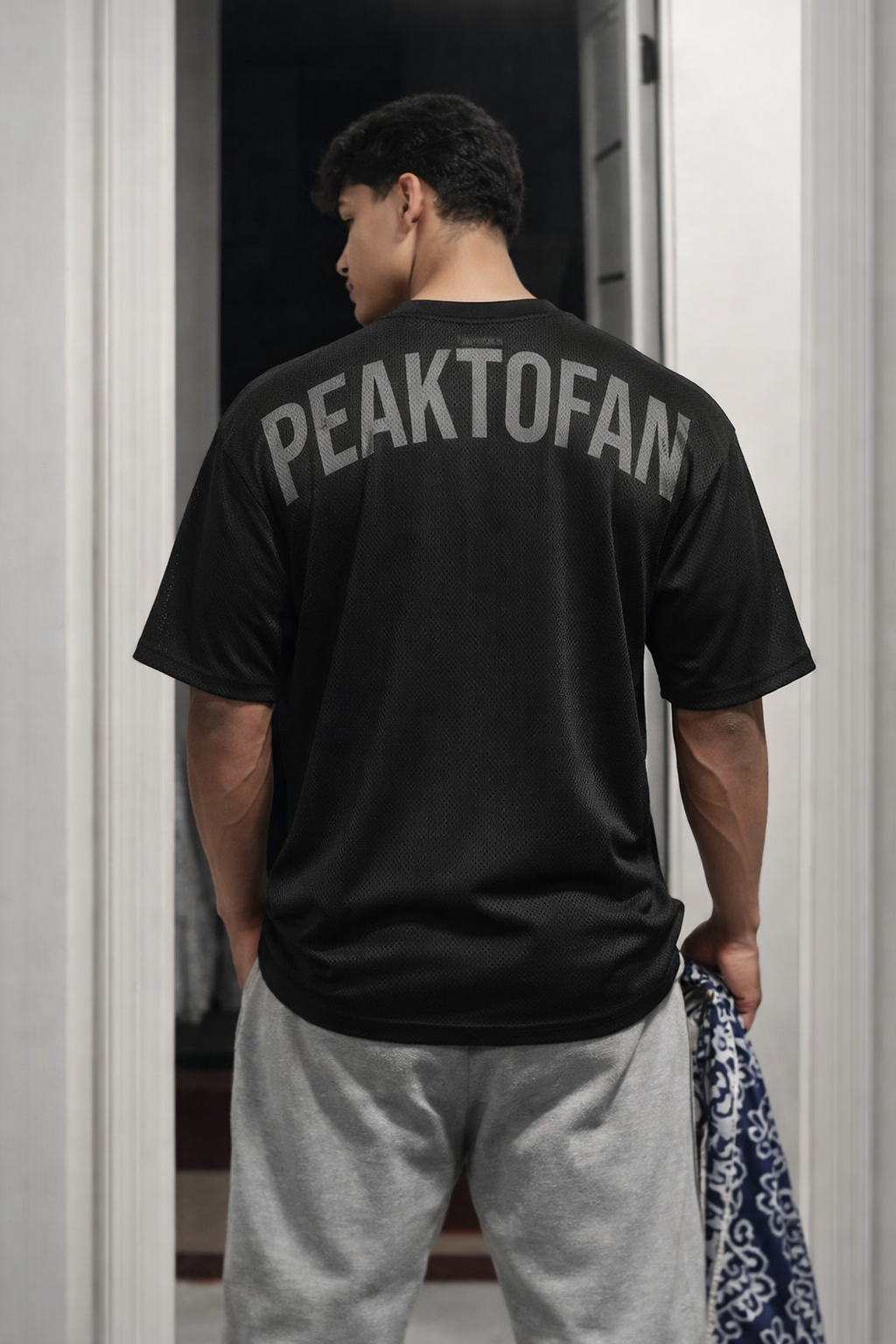 TOFAN Performance Tee in black